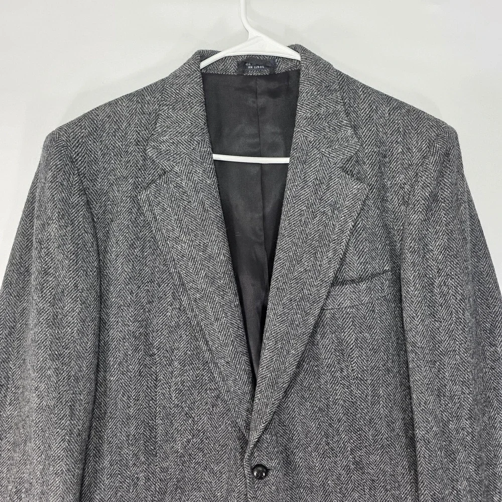 VTG Towncraft Men's Tweed Sport Coat Blazer Two Button Gray Herringbone Wool 42R